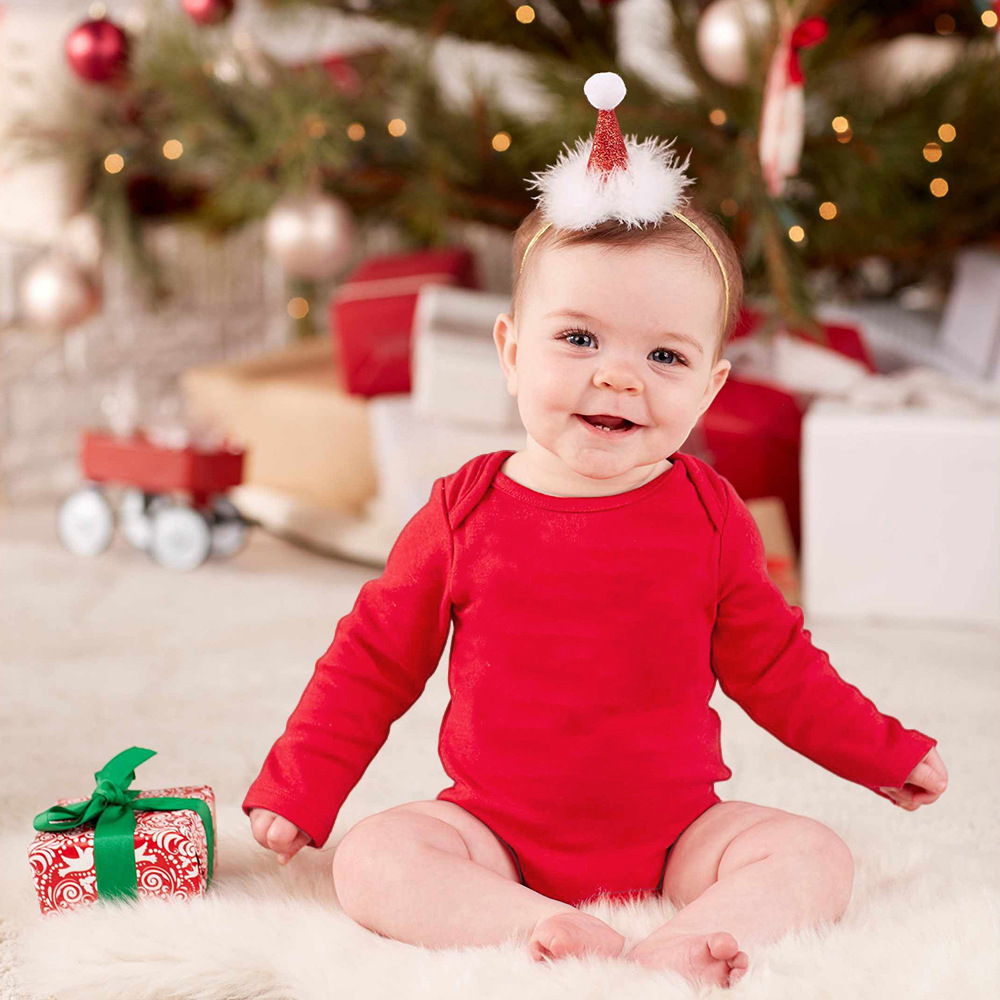 A008. Cotton Long Sleeve Baby Romper Bodysuit – Unisex Gender-Neutral Onesie in Christmas Red, Soft Breathable Infant Sleeper, Newborn to Toddler All-Season Wear